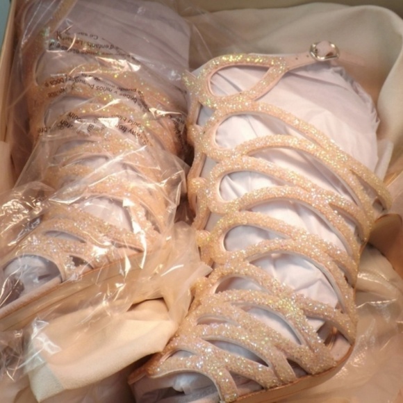 Imagine Vince Camuto Women's size 9.5M Heels New - Picture 3 of 7